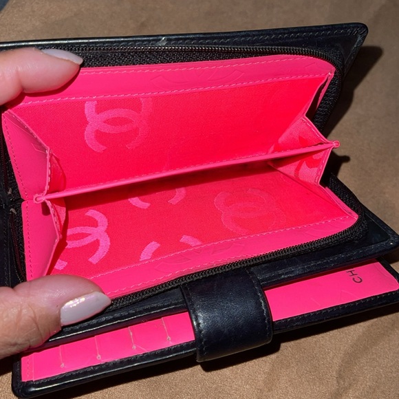 Chanel preloved cambon French wallet in great condition has authentic sticker. - Picture 8 of 14